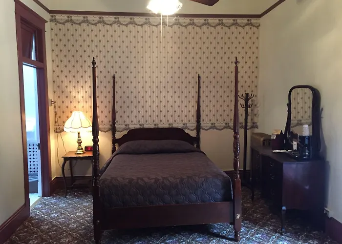 Irma Hotel